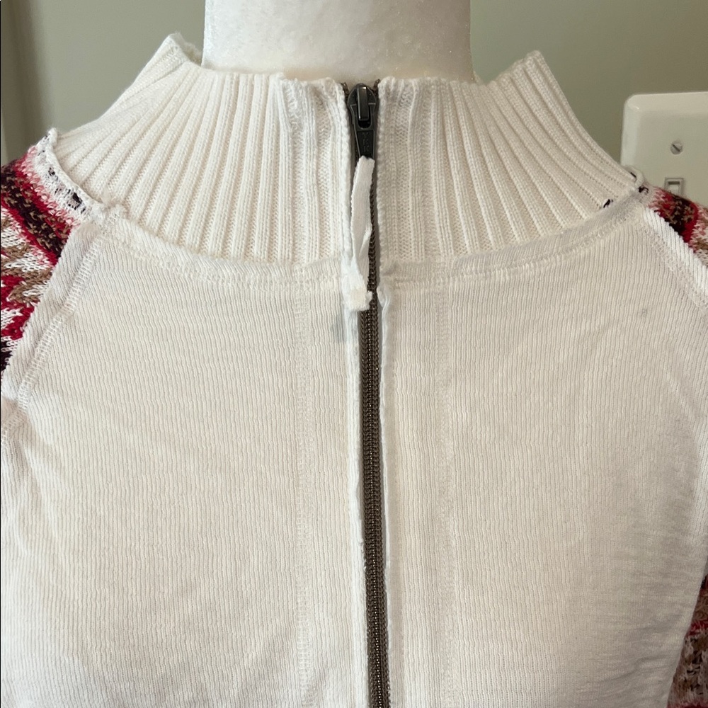 Sundance Fair Isle White 1/4 Zip Sweater with Red Patterned Sleeves, NWT, L - Picture 5 of 10
